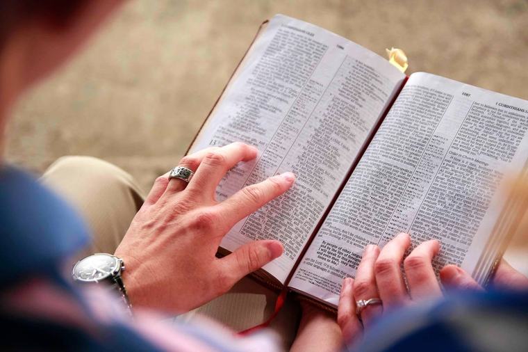 Arcebispo desafia jovens católicos a serem missionários, não turistas
