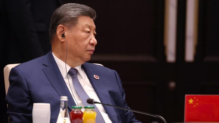 China censura informações e restringe acesso após enchentes na fronteira com o Nepal