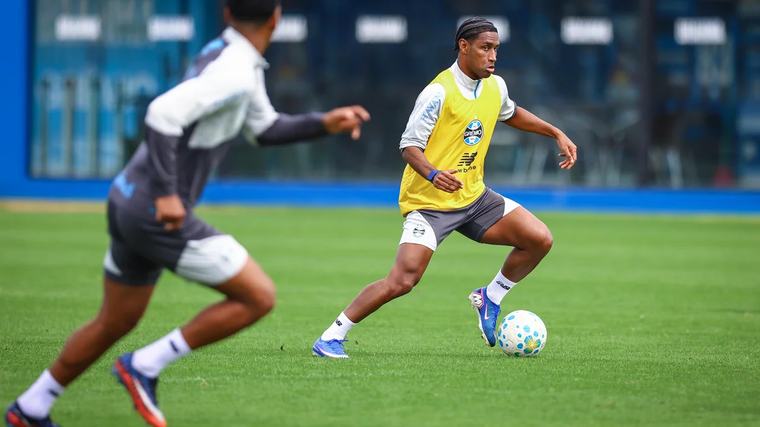 Treino Grêmio se reapresenta de olho no Vitória Geison Lisboa