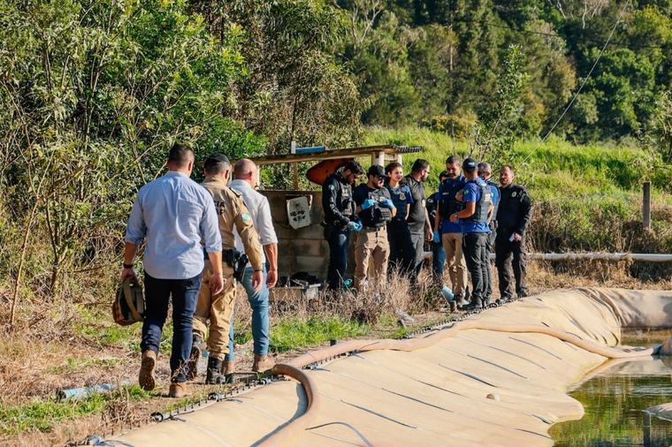 Bombeiros encontram corpo de criança desaparecida perto de rio em SC