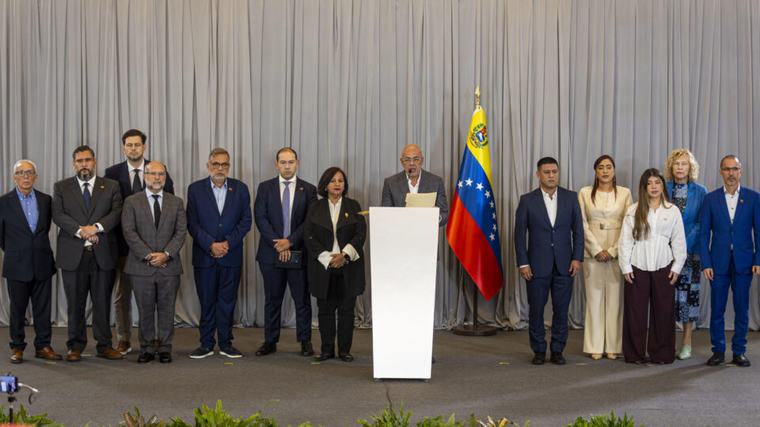 Sob mira dos EUA, chavismo e oposição avançam na renovação do Supremo da Venezuela