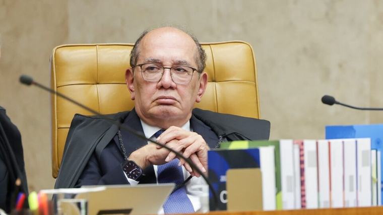 Gilmar barra ação no STF que queria retirar “pai” e “mãe” de documentos