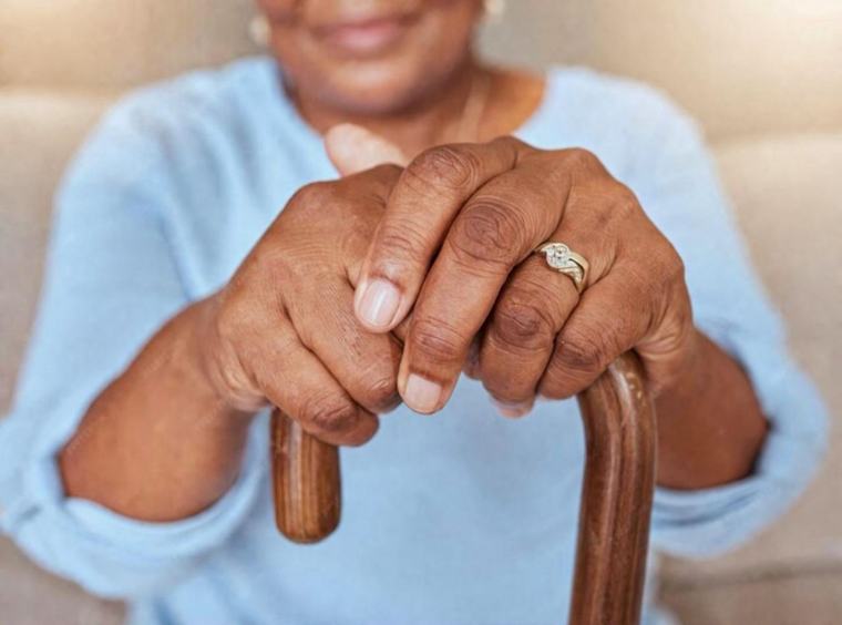 Viver mais custa caro e pressiona a renda dos idosos