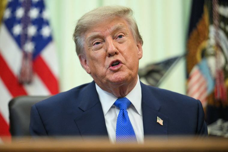 Trump sugere que pode deixar de apoiar Inglaterra na disputa pelas Ilhas Malvinas