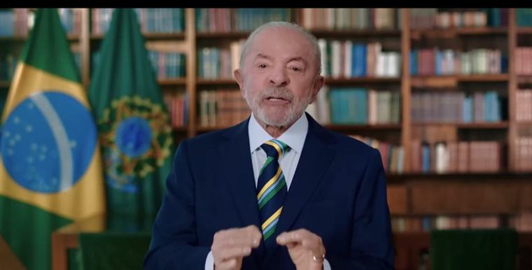 Em pronunciamento, Lula defende soberania nacional