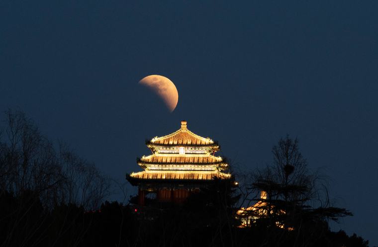 Eclipse lunar de 27 e 28 de agosto: previsões de água, secas e conflitos
