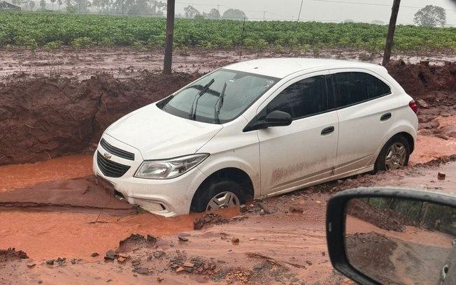 Frente fria traz chuva forte e risco de alagamentos em SP