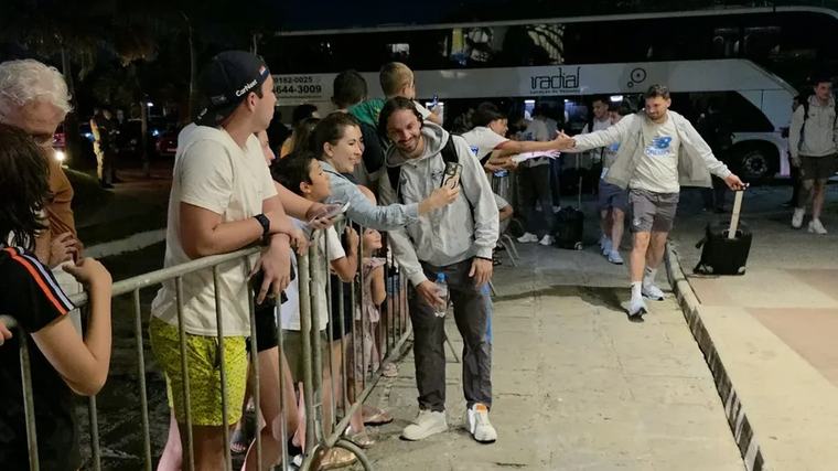 Ambiente tranquilo Sem Jovane e Amuzu, Grêmio chega a Salvador para partida contra o Vitória; veja os relacionados Rodrigo Oliveira