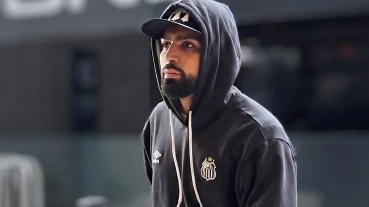 Desfalcado Sem Neymar, Santos chega a Porto Alegre para jogo contra o Inter; ex-Grêmio pode estrear Lucas Arruda