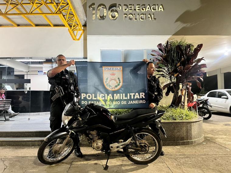 Moto roubada em Sapucaia é recuperada em Petrópolis