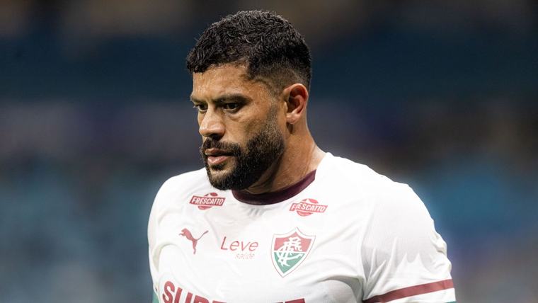 Hulk elege pior técnico da carreira e torcida mais difícil de jogar contra