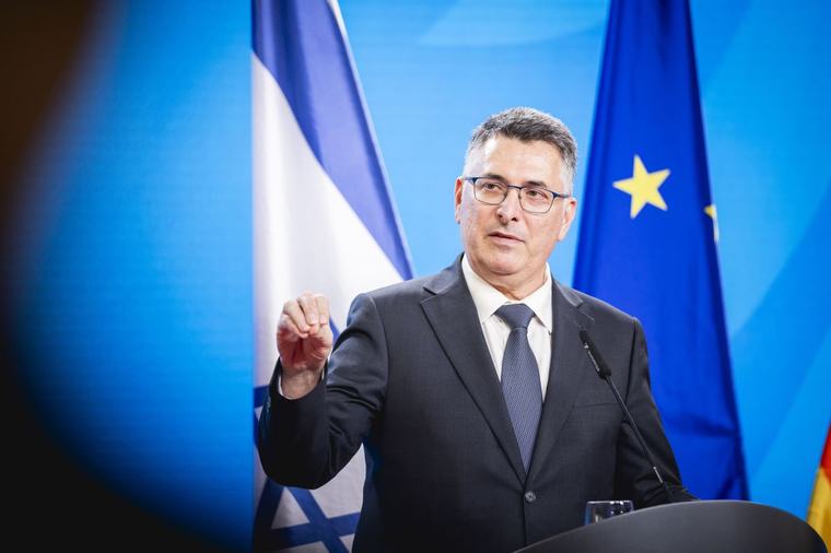 Análise: Países condenam planos de retirada forçada de palestinos em Gaza