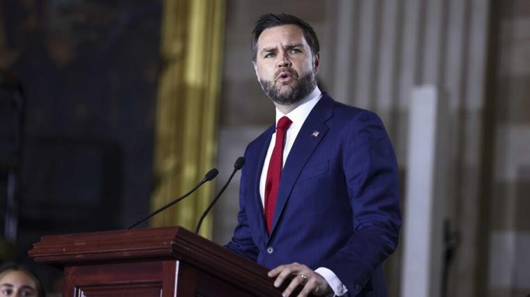Vice de Trump diz a socialista para “tirar da sua boca o nome” da esposa dele